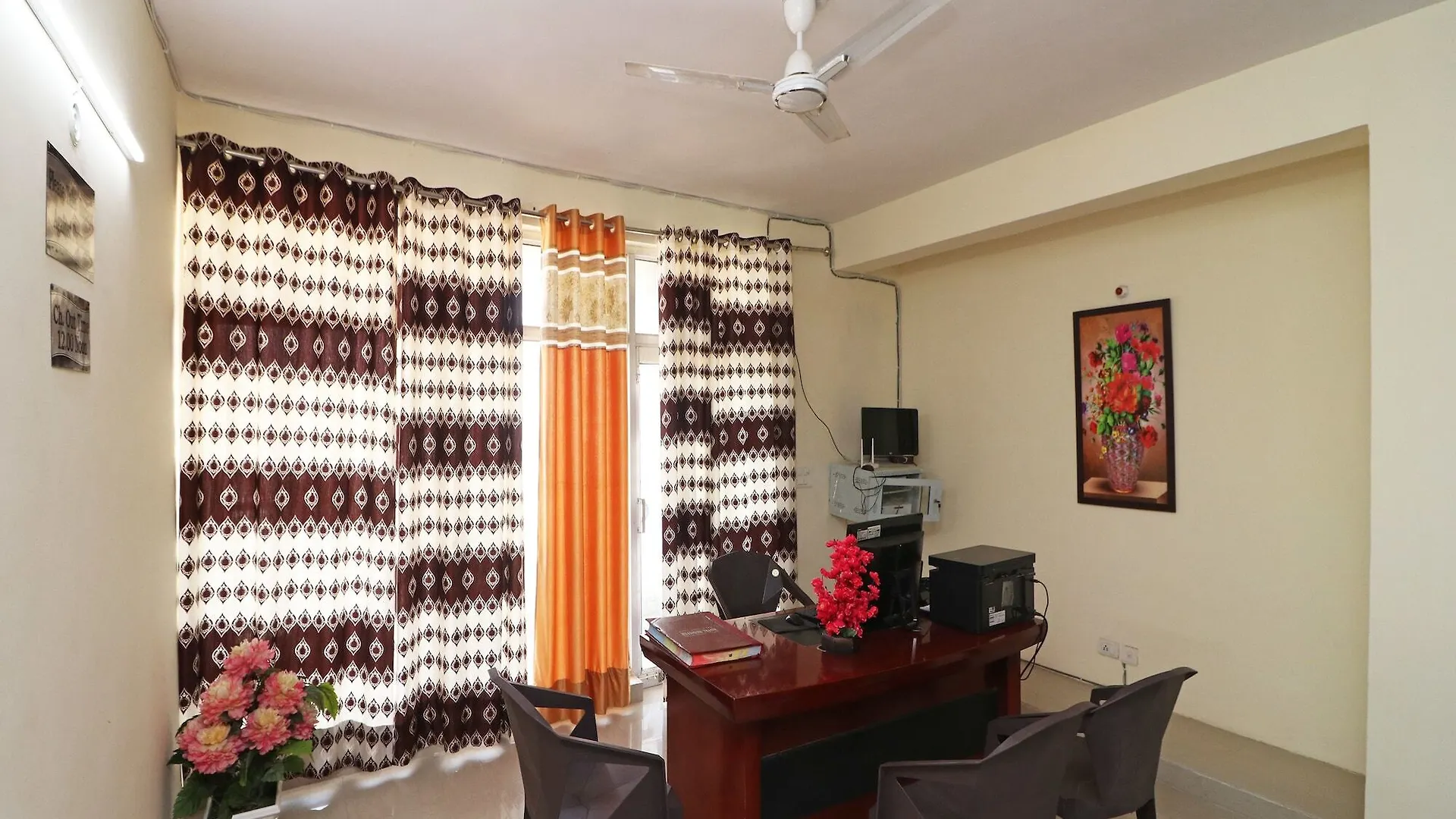 Oyo 26869 Taj View Pent House Hotel Agra  2*, Agra (Uttar Pradesh) India